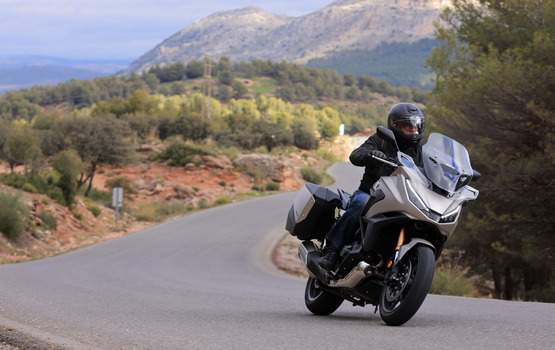 Fahrbericht: Honda NT1100  - Gediegener Gleiter 