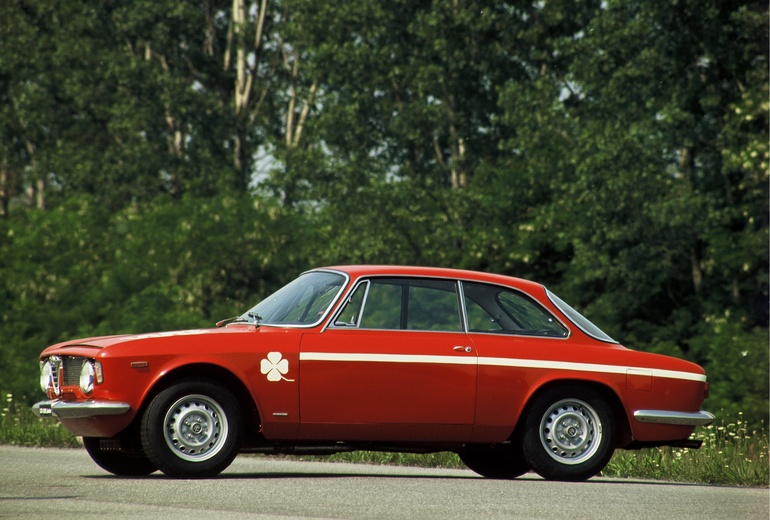 60 Jahre Alfa Romeo Junior - Kleine Autos für große Emotionen 