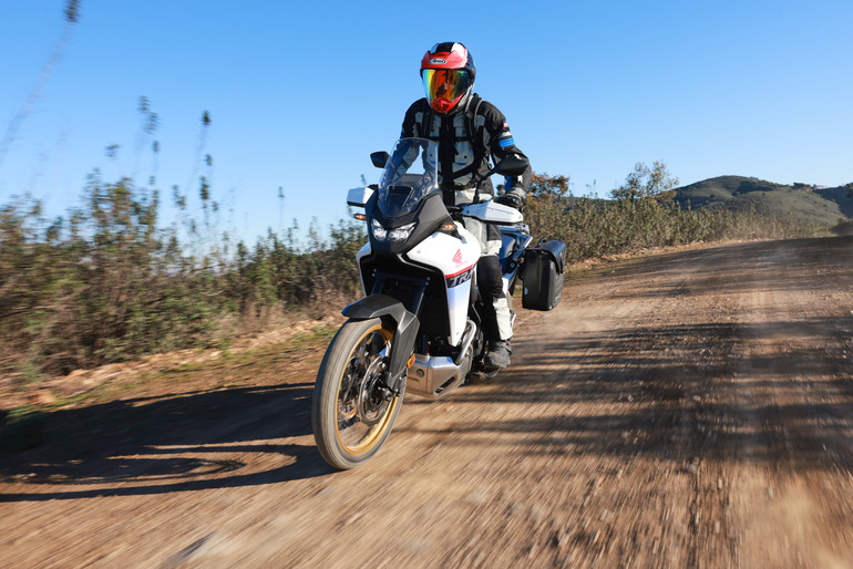 Fahrbericht: Honda XL750 Transalp  - Verschärfter Multitool-Allrounder 