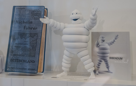 Reportage: Auf den Spuren des Guide Michelin - Toast Hawaii und Pannenhilfe