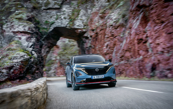 Fahrbericht: Nissan Ariya Nismo e-4orce  - Strom und Sport 