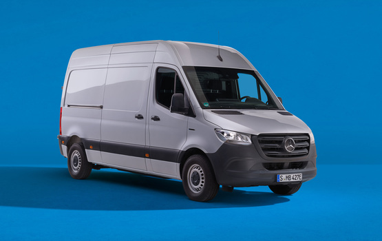 Mercedes Sprinter  - Sondermodell zum Dreißigsten 