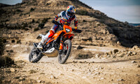 Neue KTM 390 Adventure-Modelle  - Zweigleisig auf dem Weg zum Horizont 