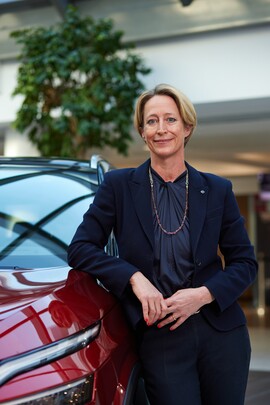 Im Gespräch: Nissan Senior Vice President Friederike Kienitz  - „Wir müssen die Menschen mitnehmen“ 