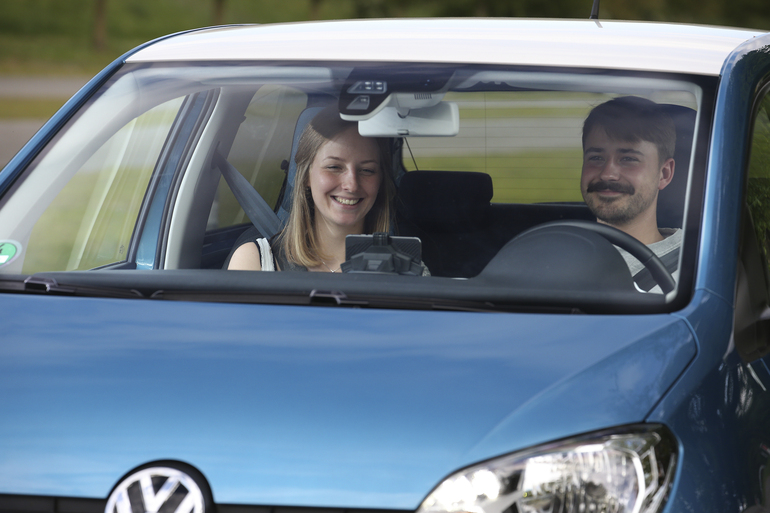 Umfrage zum Valentinstag  - Keine Liebe für Alkohol am Steuer 
