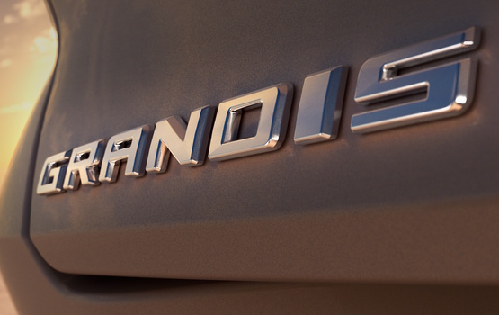 Neue Mitsubishi-SUV  - Eins für die Familie, eins für die Umwelt 