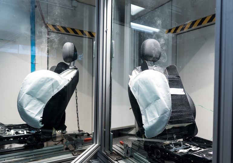 Tipp: Autositzbezüge  - Freiheit für den Airbag 