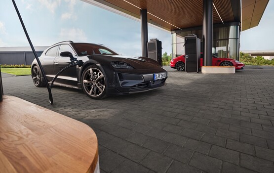 Langstreckentauglichkeit von E-Autos - Das Maß der Dinge sind 800 Volt