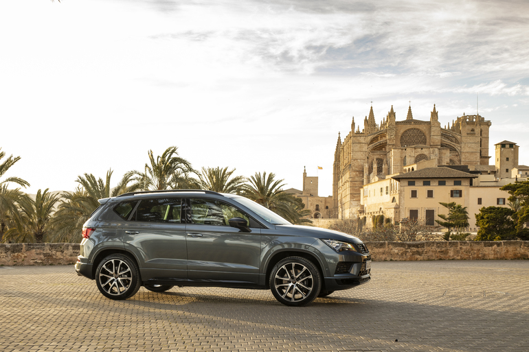 Umfrage zu Mietwagen im Urlaub - Deutsche im Sparmodus