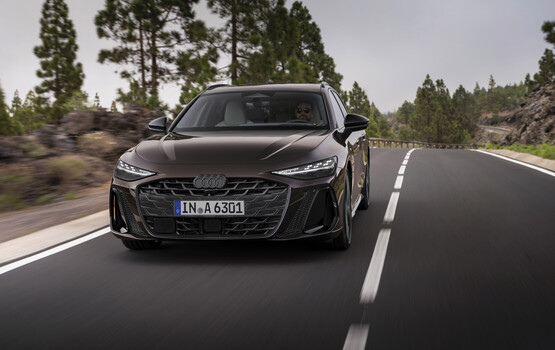 Audi A6 Avant   - Sechser mit Zusatzmotor  