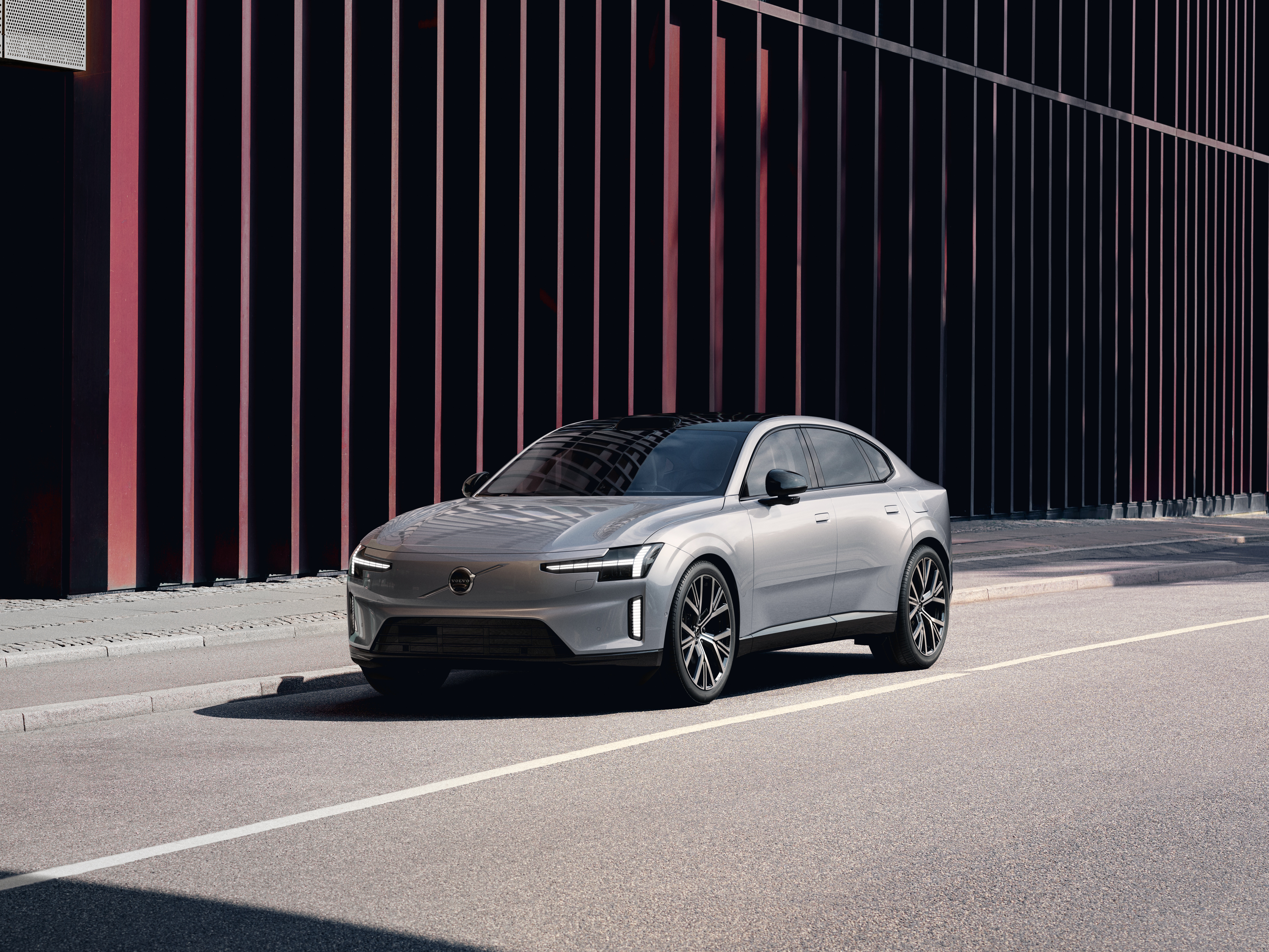 Volvo ES90  - Feiner E-Tourer - aber der Kombi fehlt 