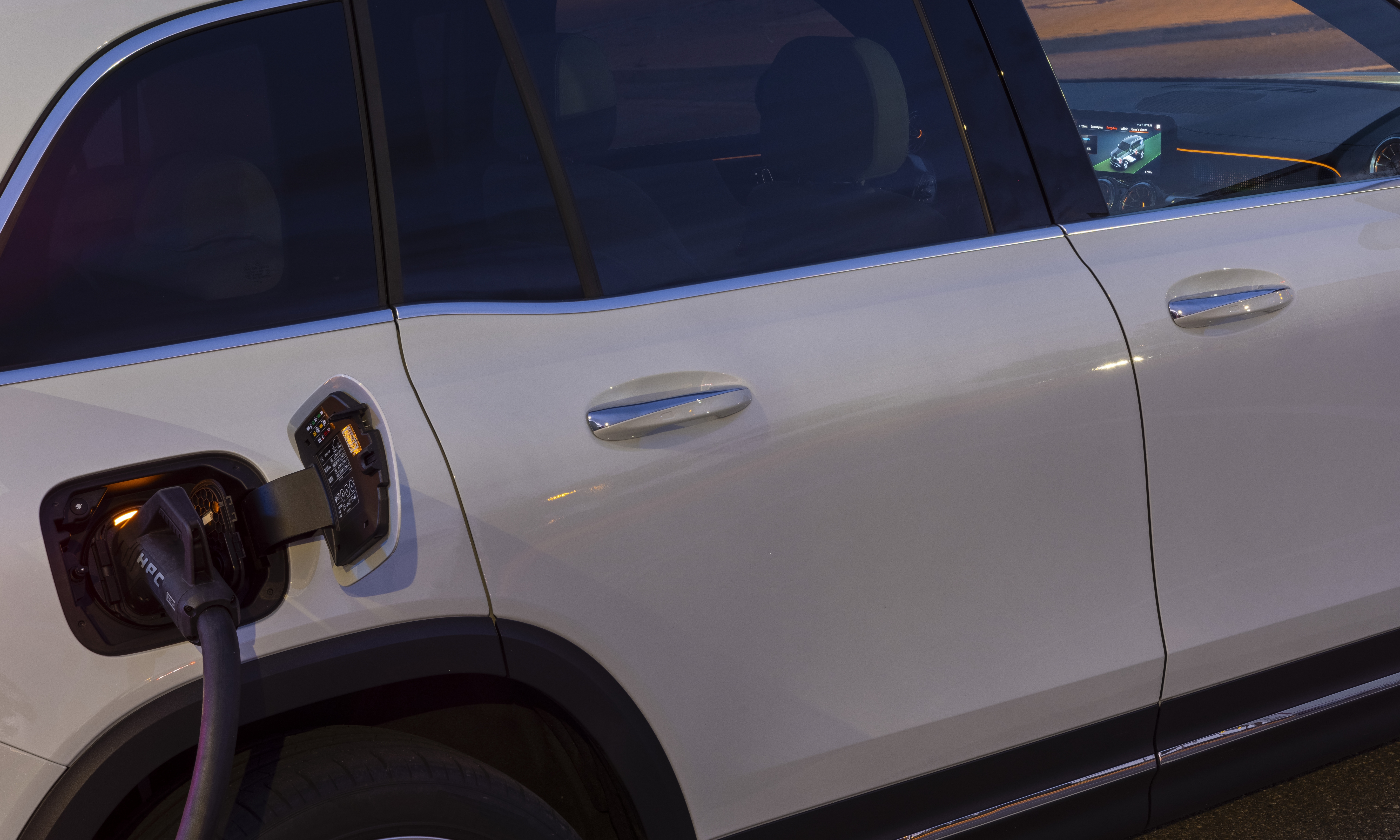 Ladehemmung an der Säule   - Akku leer, Kabel weg  