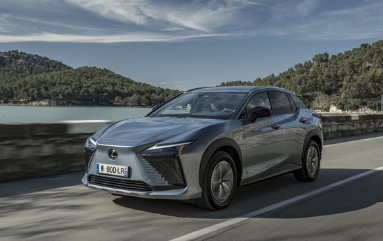Test: Lexus RZ 300e - Elektrisch edel