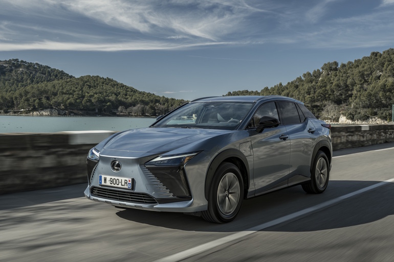 Test: Lexus RZ 300e - Elektrisch edel
