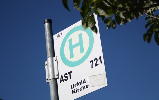 Studie zu Deutschlandticket - Auch der ländliche Raum profitiert