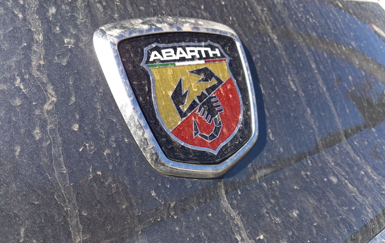 Saharastaub entfernen   - Vorsicht vor Schmirgeleffekt  