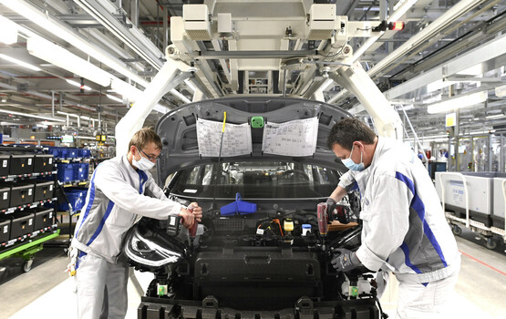 Disruption in der Autoindustrie  - Lieferkette bleibt ein Problem 