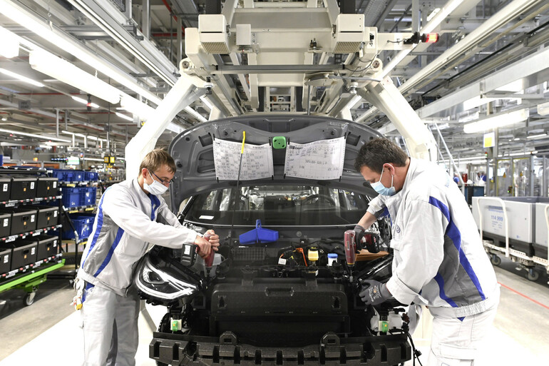 Disruption in der Autoindustrie  - Lieferkette bleibt ein Problem 