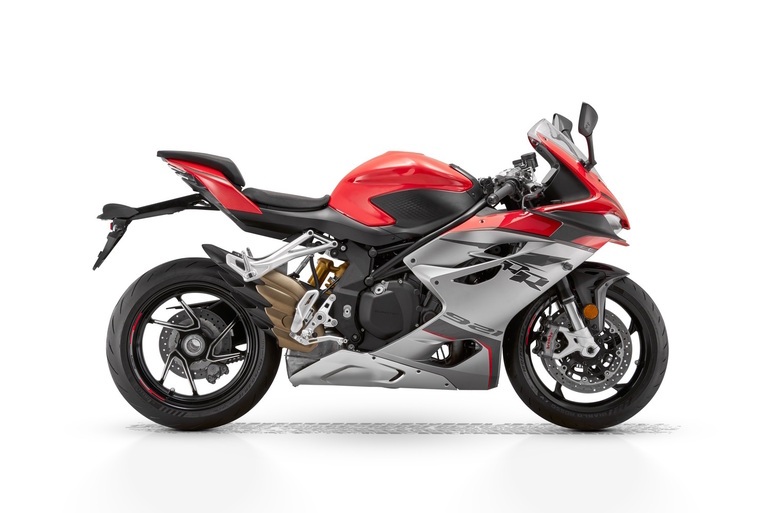 QJ Motor SRK 921 RR - China-Charme trifft Italo-Power