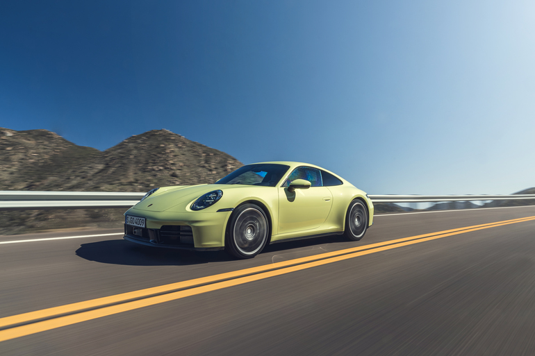 Fahrbericht: Porsche 911 Carrera S  - Ab durch die Mitte 