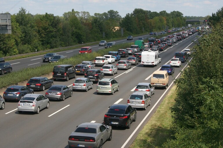 Stauprognose: Viele Urlauber sind auf der Heimreise Stauprognose: Viele Urlauber sind auf der Heimreise