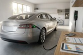 Was ein E-Auto wirklich kostet: Wertverlust, Wartung und Mängelrisiko
